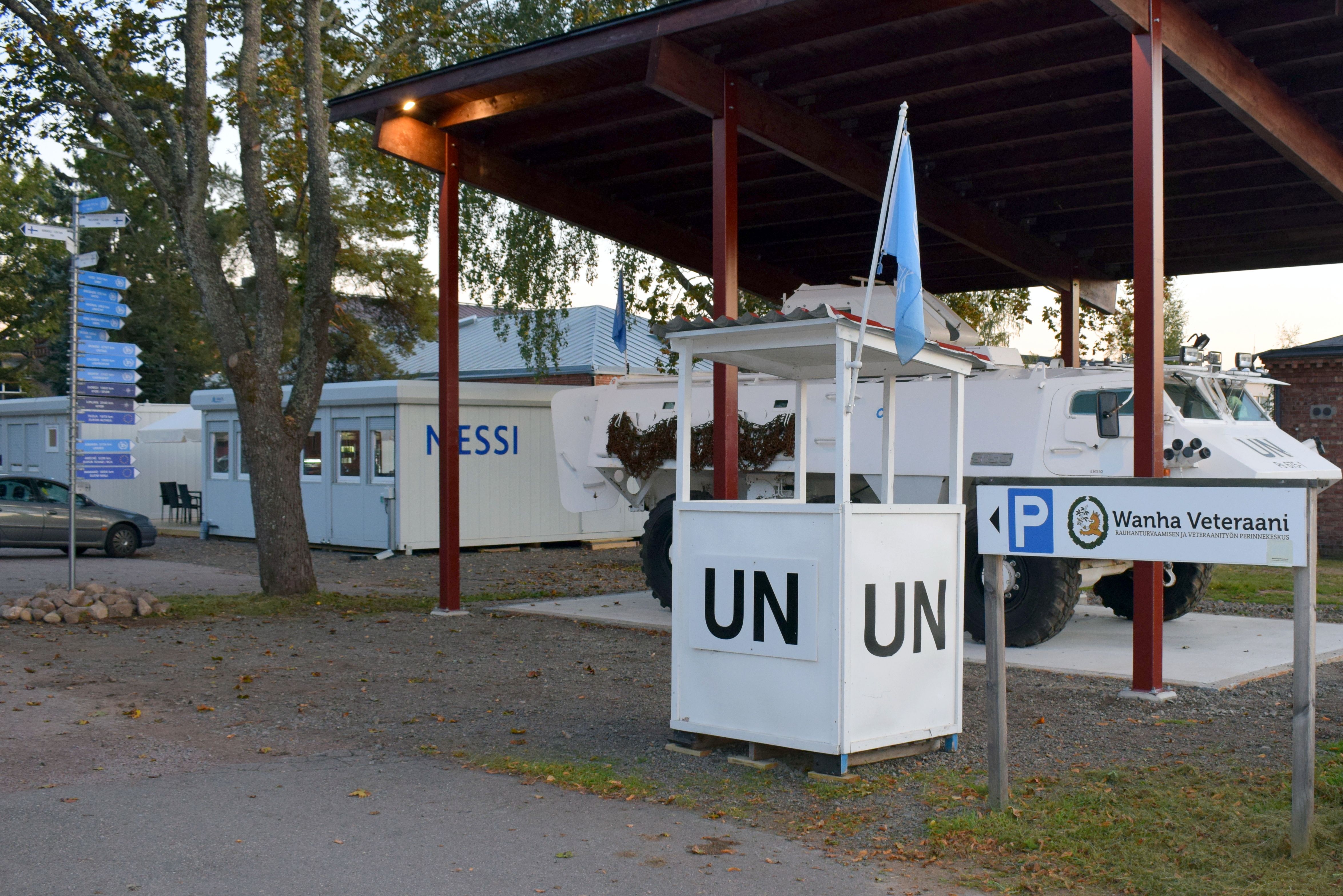 Wanha Veteraani Maasotakoulun touhukkaana naapurina Haminassa