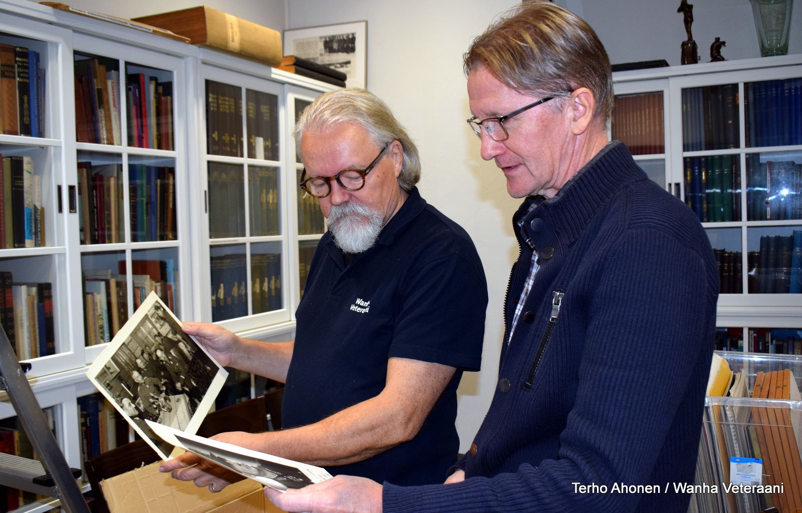 Kirjakokoelmissa kiinnostavaa historiaa Suomen itsenäistymisen ja rauhanturvaamisen vaiheista